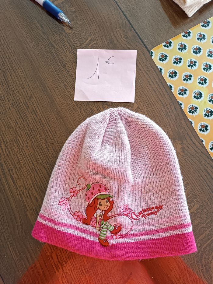 Bonnet Charlotte aux fraises