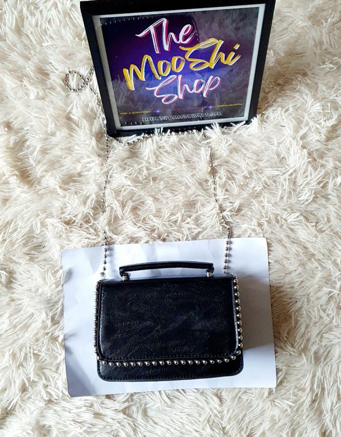 👜 Petit Sac à main pochette simili cuir noir clous boules argentées Jacqu'rock neuf bandoulière anse - photo numéro 13