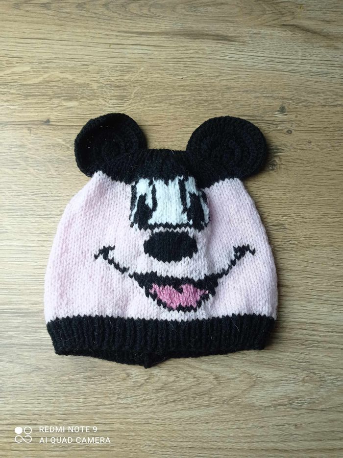 Bonnet fait mains 3/6 mois