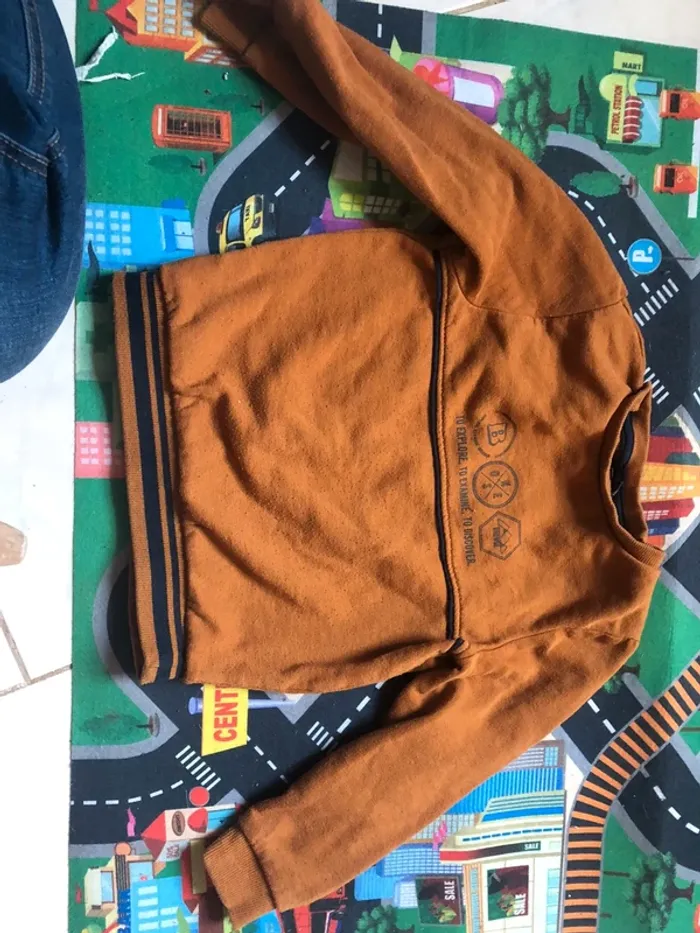 Pull Kiabi 5ans