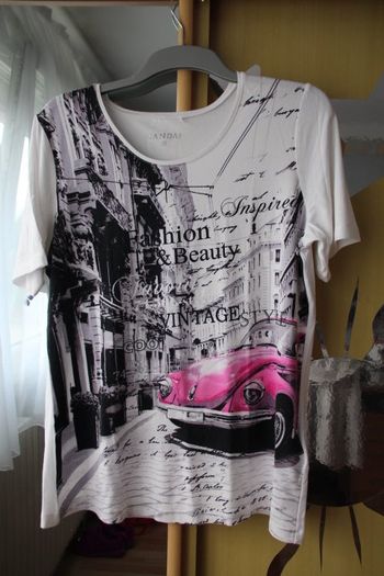 T-Shirt Noir Et Rose