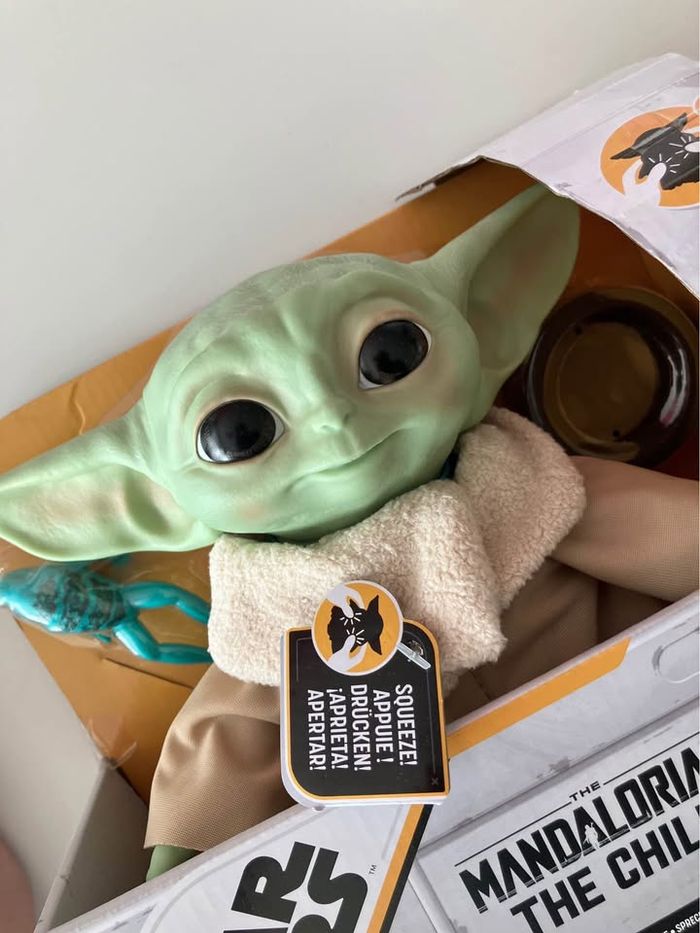 Figurine parlante, Bébé Yoda avec accessoires (Starwars) - photo numéro 7