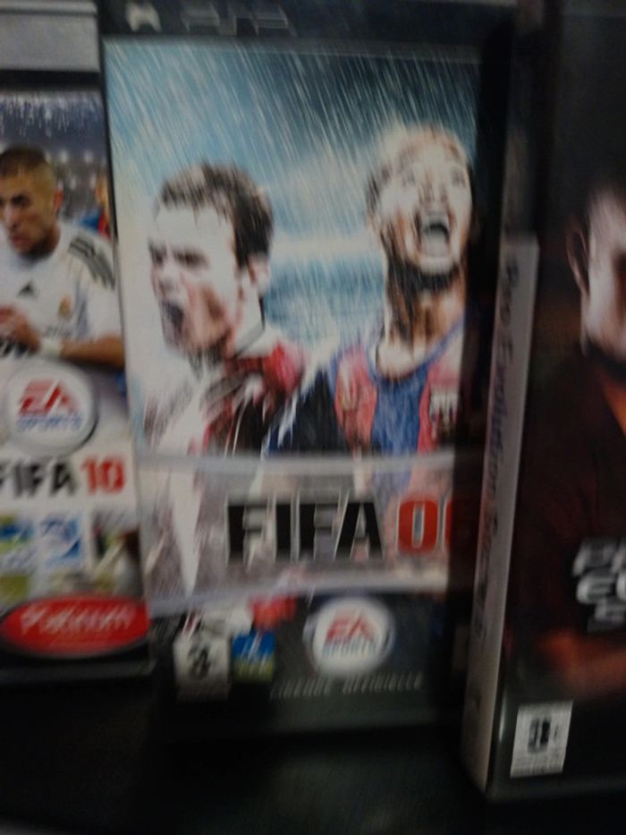 LOT 5 jeux PSP occasion collection football 😊 - photo numéro 3