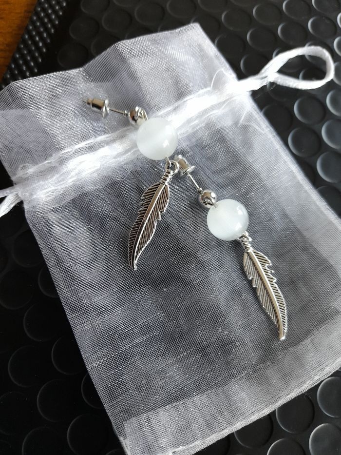 Boucles d'oreilles pierres de lune - photo numéro 4