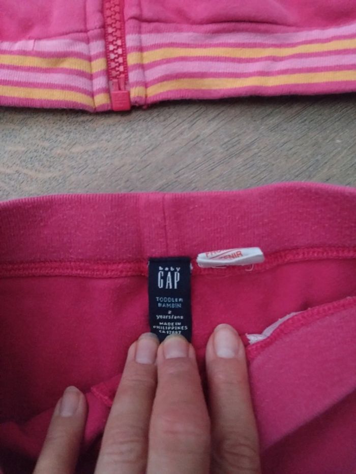 Ensemble jogging survêtement gap rose 24 mois - photo numéro 3