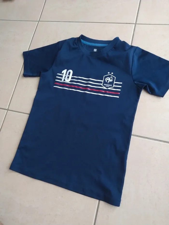 Maillot de foot équipe de France taille 10 ans Mbappe - photo numéro 5