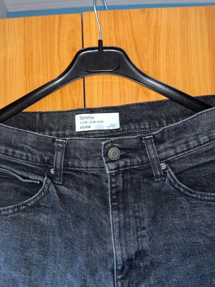 Jean slim noir uni Bershka 40 - photo numéro 3