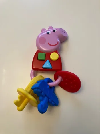 Jeu/anneau de dentition Peppa Pig forme/couleurs/matières primaires