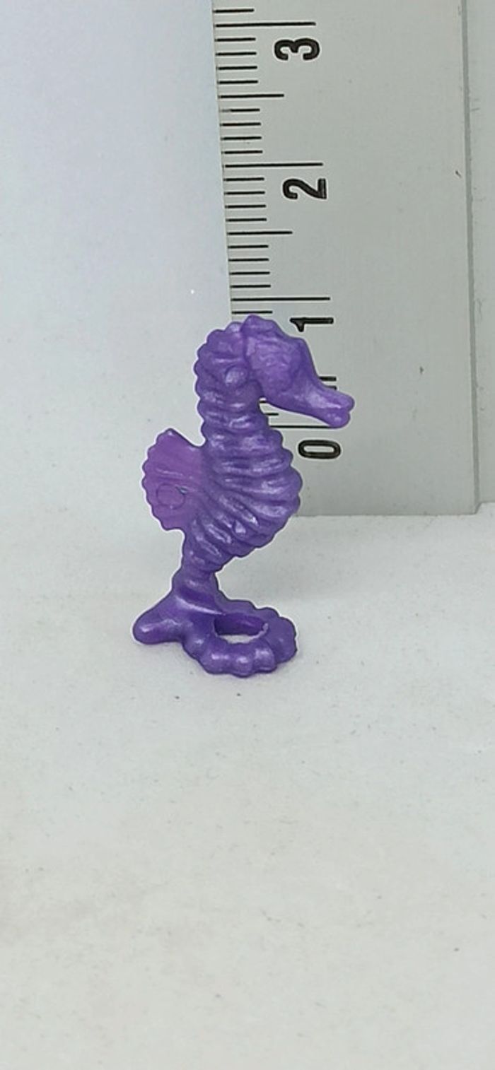 Bébé hippocampe violet playmobil