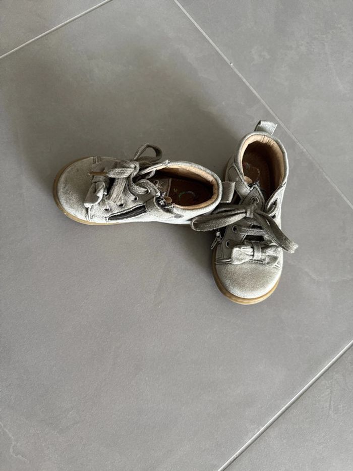 Chaussure bottine shoo pom taille 23