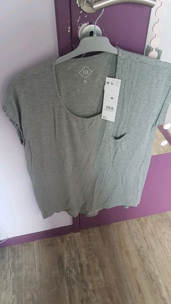 Tee shirt fluide taille xl neuf