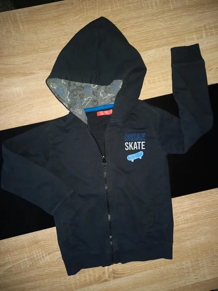 Veste de jogging noir 8 ans