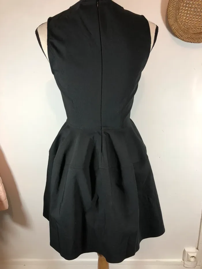 Robe noire Impérial - photo numéro 4