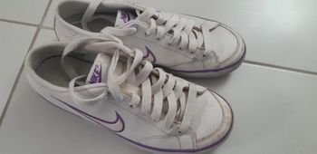 Chaussures baskets Nike pointure 36