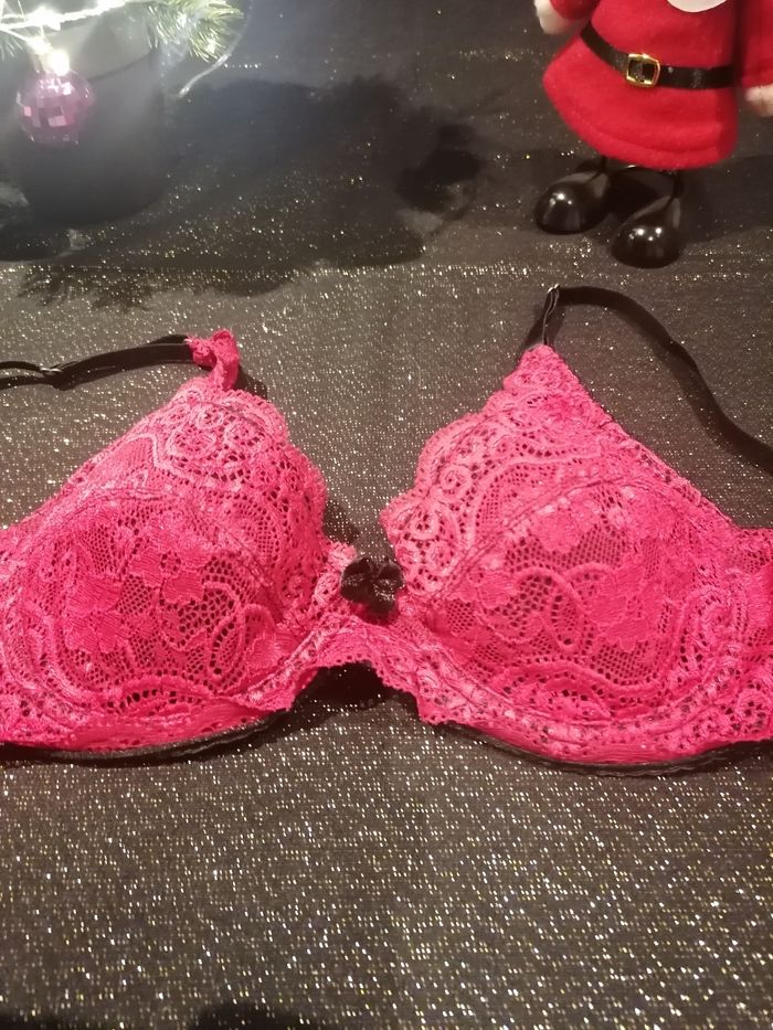 Soutien gorge taille 85B - photo numéro 9