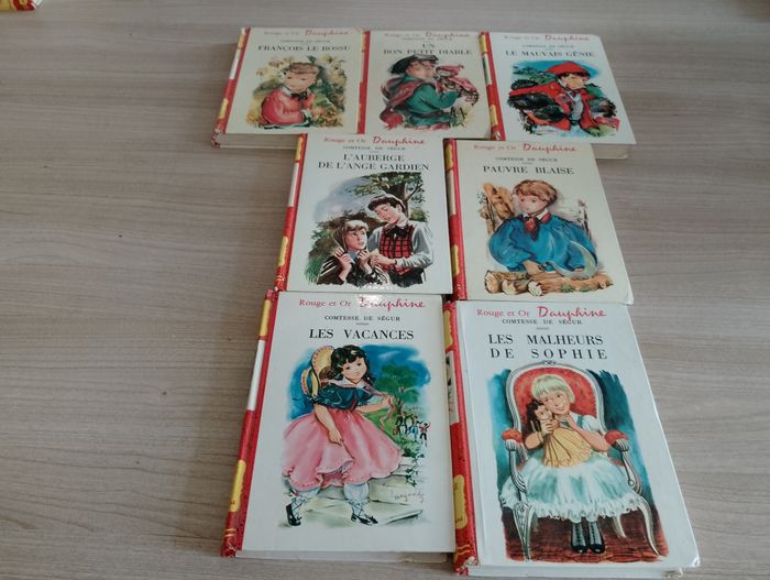 Lot de 7 livre, Comtesse De Segur "rouge et or Dauphine"(6) - photo numéro 1