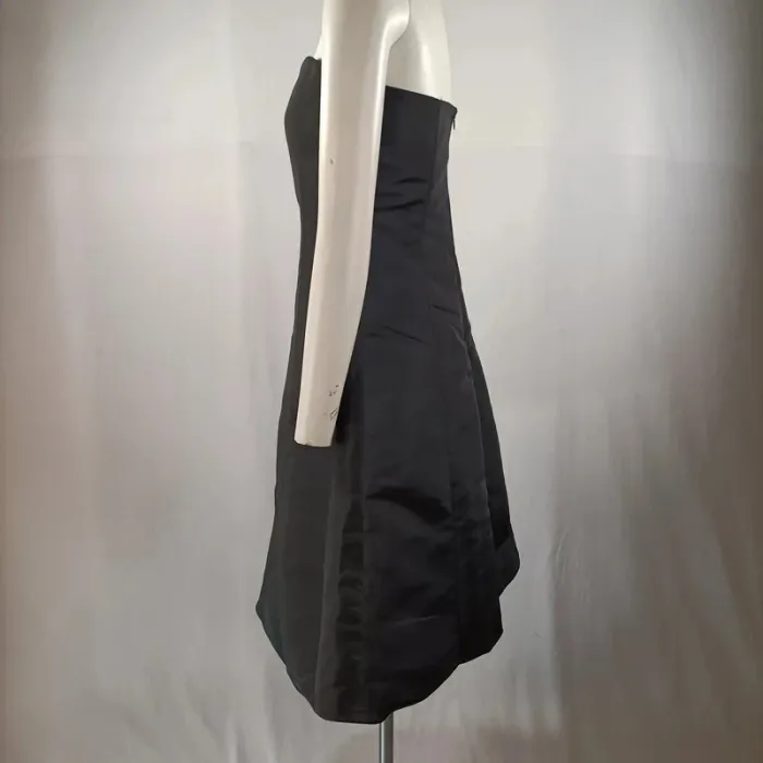 Robe bustier noire satinée coupe évasée taille S - photo numéro 3