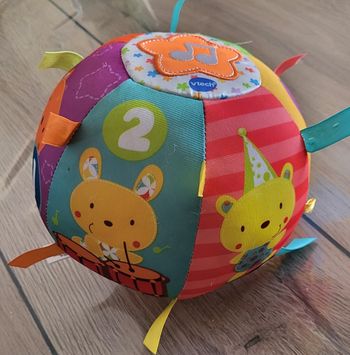 Balle d'éveil bébé