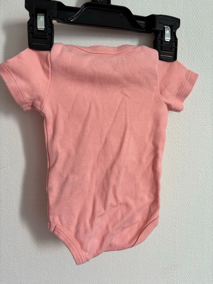 Bodies - photo numéro 2