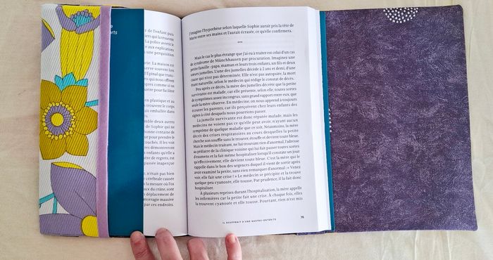 Protège livre tissu vintage - photo numéro 3