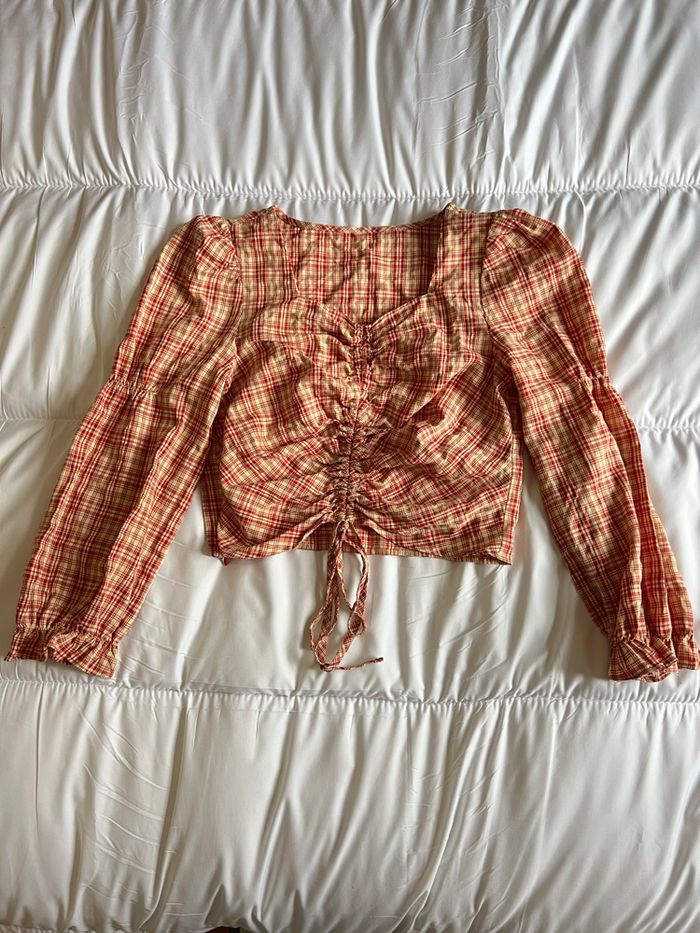 Blouse courte (crop blouse)