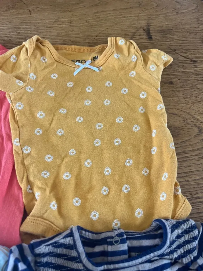 Lot 6 mois fille - photo numéro 5