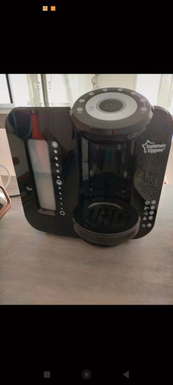 Préparateur biberon tommee tippee