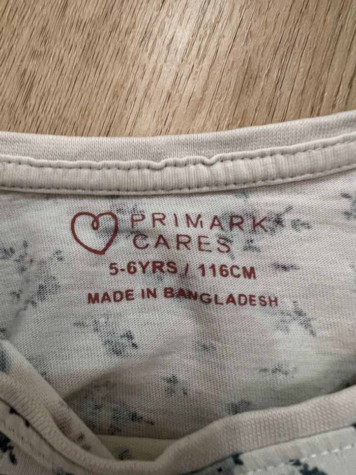 Lot 3 t-shirts Primark 6 ans - photo numéro 6