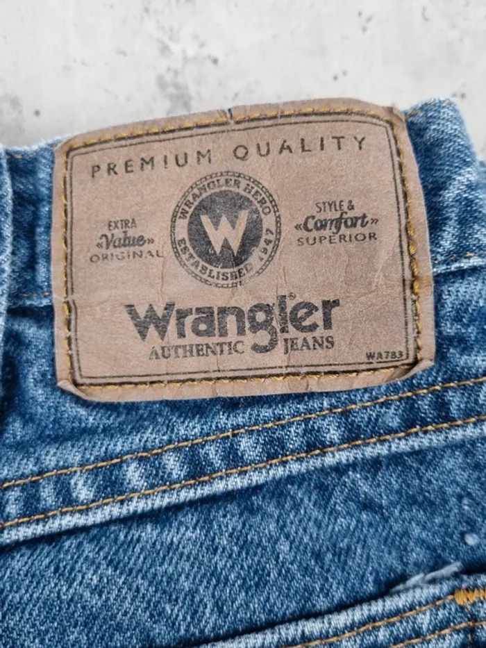 Jean Wrangler bleu – Taille 38x29 US / 48 FR Homme (mesures en photos) - photo numéro 7