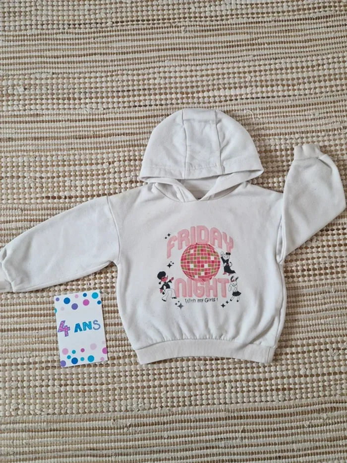 Sweat à capuche fille - 4 ans 🎉