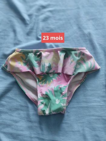 Maillot de bain Disney baby taille 23 mois