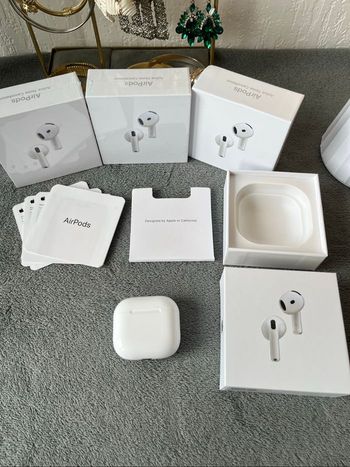 AirPod 4