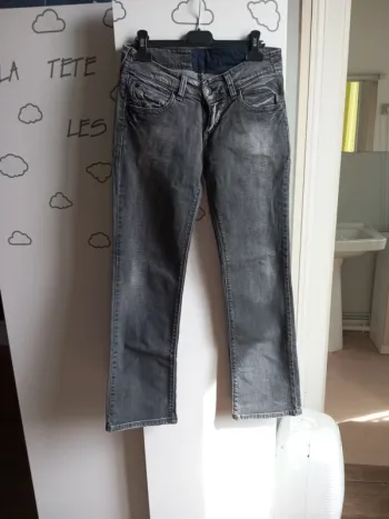 Jean levis