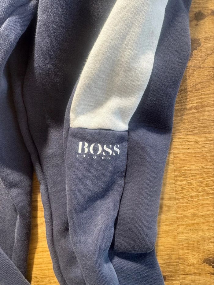 Jogging Hugo boss 12 ans - photo numéro 2