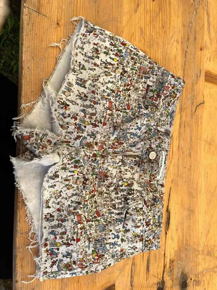 T 36 - pull&bear shirt ou est Charlie - photo numéro 2