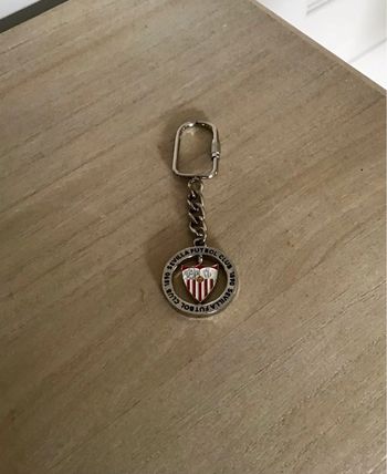 Porte clef football club Séville 11cm
