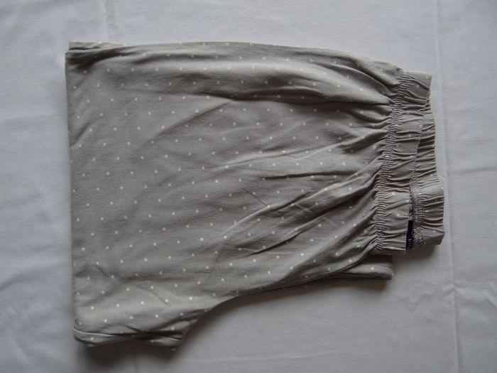 ensemble pyjama gris et blanc taille L - photo numéro 10