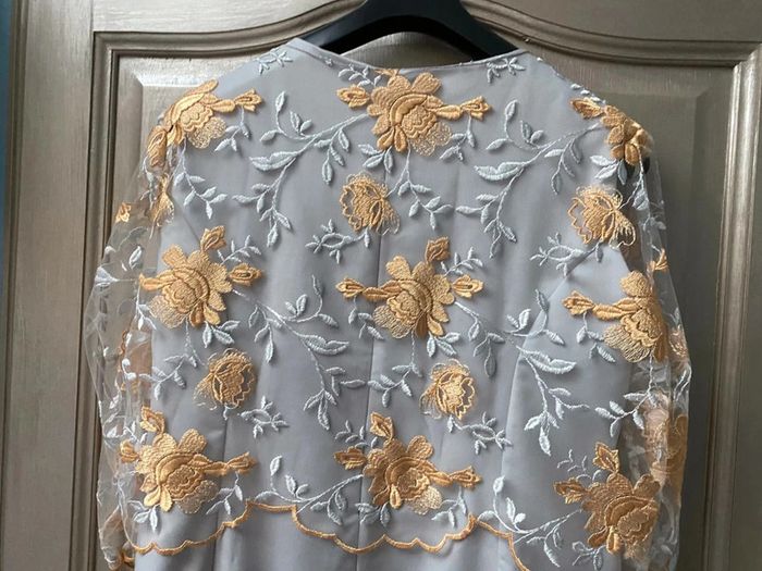 Robe sans manche grise avec boléro en dentelle orange taille 50/52 - photo numéro 6