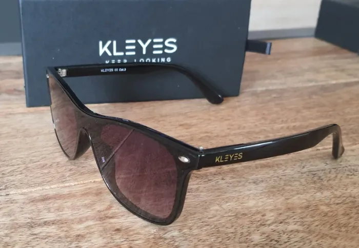 Lunettes de soleil - photo numéro 2