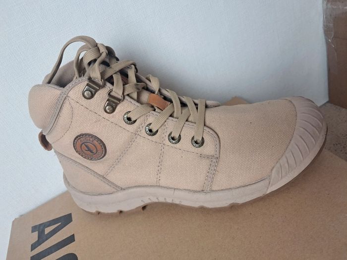 Aigle chaissures de marche P.38 en tbe - photo numéro 2