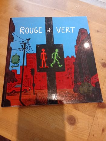 livre pour enfant "rouge et vert" collection école des max