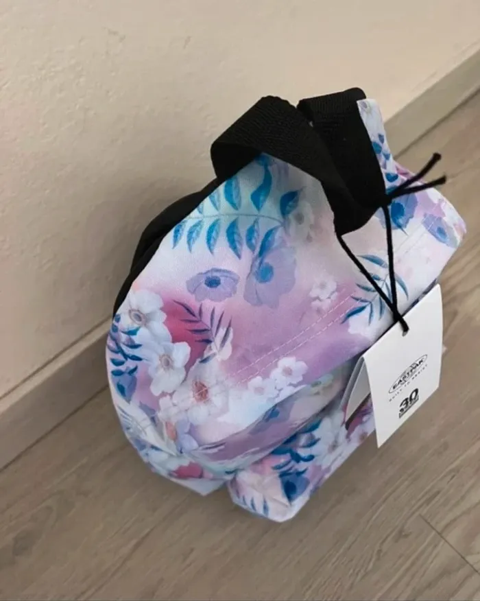 Sac a dos Eastpak neuf avec étiquette - photo numéro 3