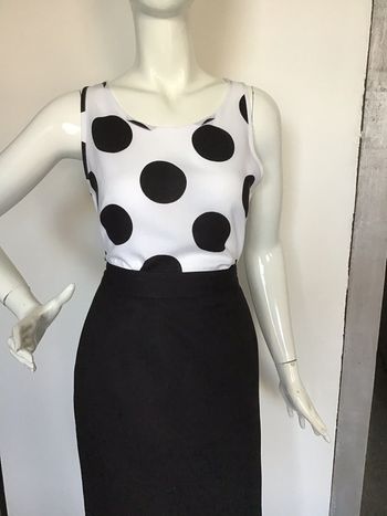 Tee shirt à pois noirs oversize