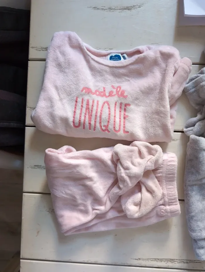 Pijama hiver deux pièces bébé fille 12 mois - photo numéro 2