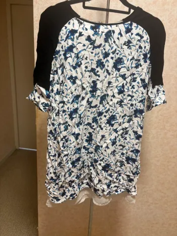 Blouse fleurie taille 40 marque French connection