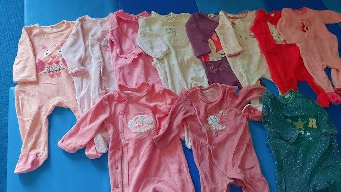 Lot pyjamas fille 9 mois - photo numéro 3