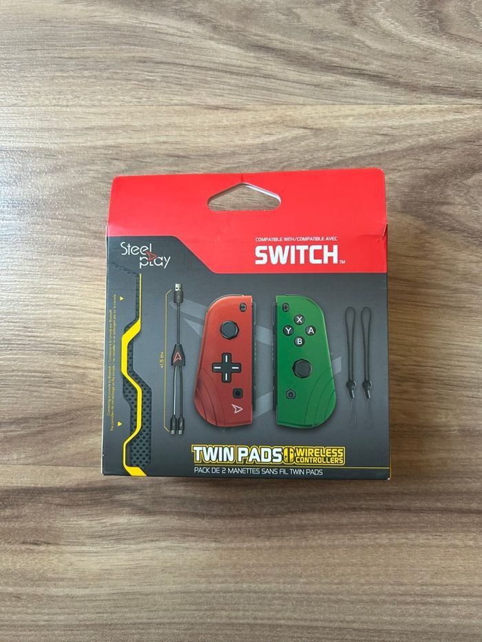 Manettes Twin Pads Steelplay pour Nintendo Switch Neuve - photo numéro 4