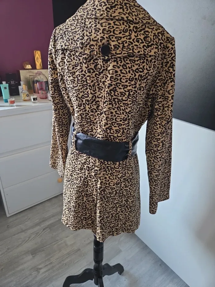 Magnifique Trenchs de chez Jennyfer en taille M - photo numéro 5