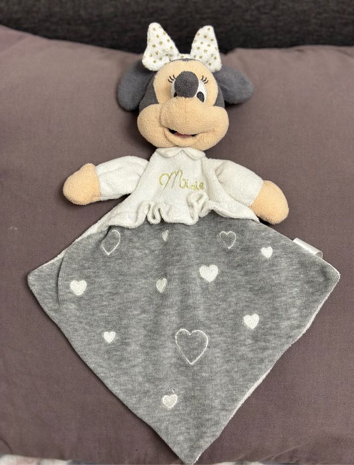 Doudou Minnie gris