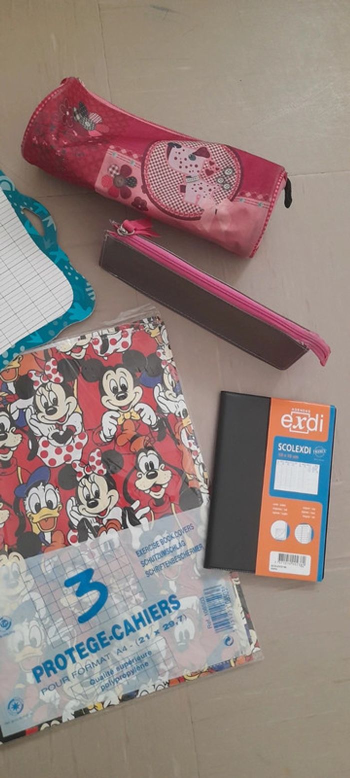 Lot fourniture scolaire (1) - photo numéro 2